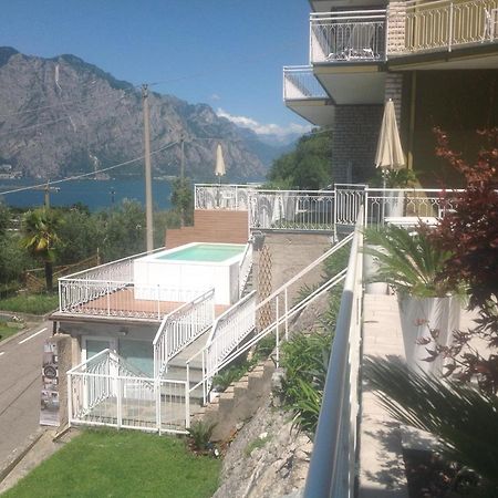 Villa Arianna Panoramic Apartments Malcesine Buitenkant foto