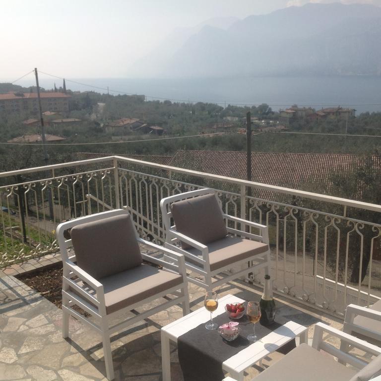 Villa Arianna Panoramic Apartments Malcesine Buitenkant foto