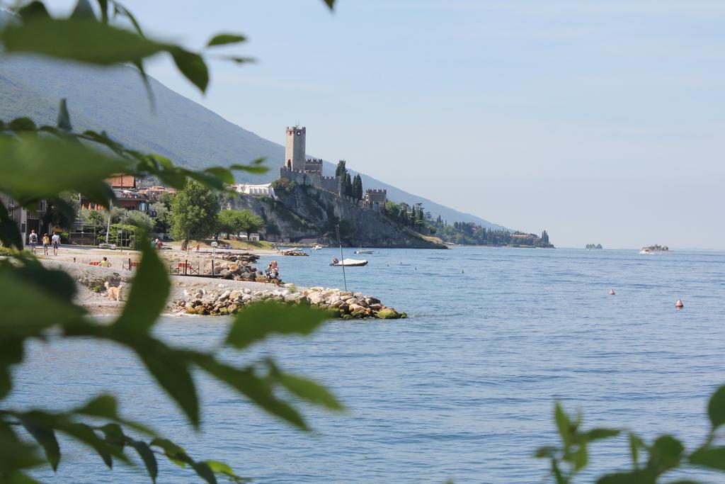 Villa Arianna Panoramic Apartments Malcesine Buitenkant foto