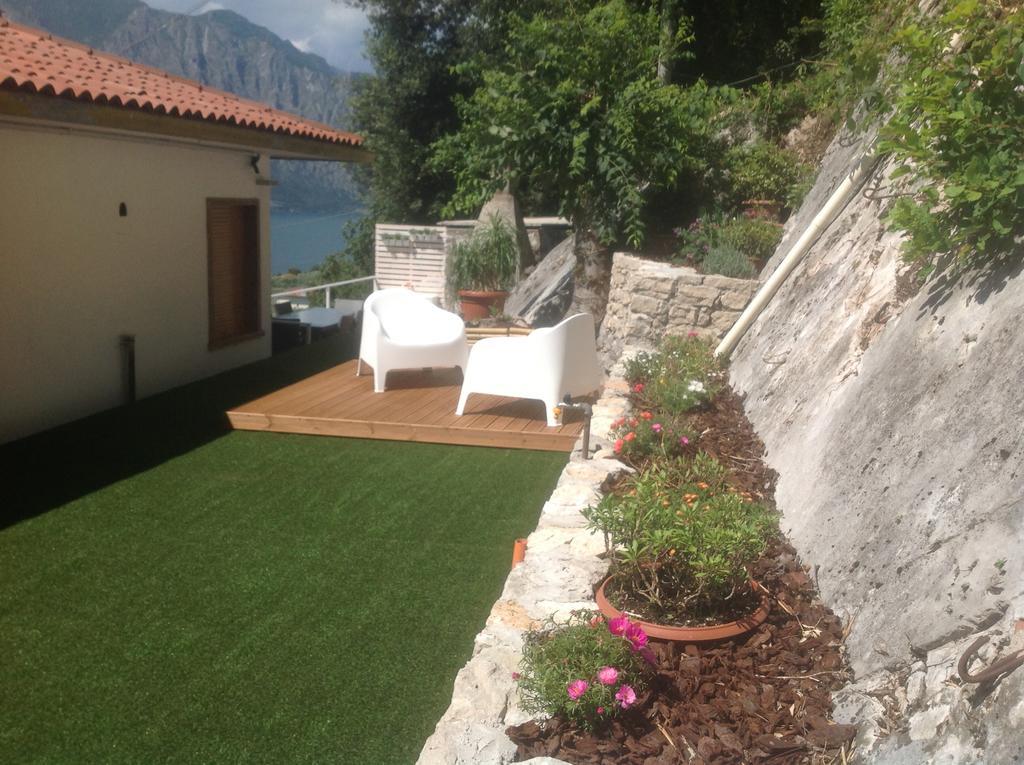 Villa Arianna Panoramic Apartments Malcesine Buitenkant foto