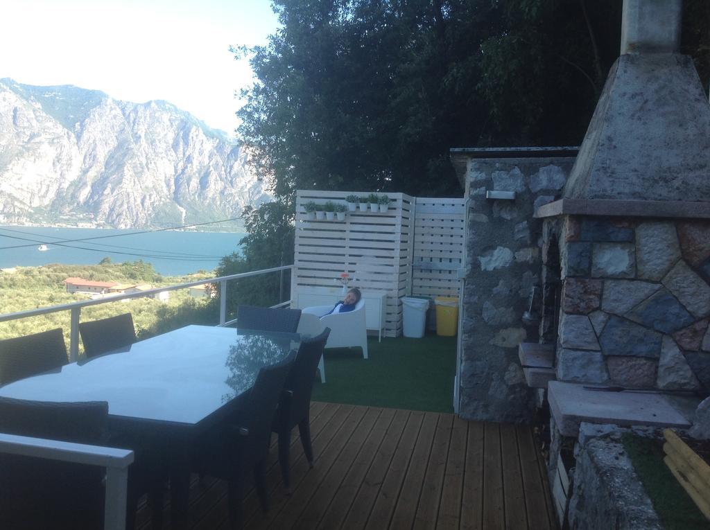 Villa Arianna Panoramic Apartments Malcesine Buitenkant foto