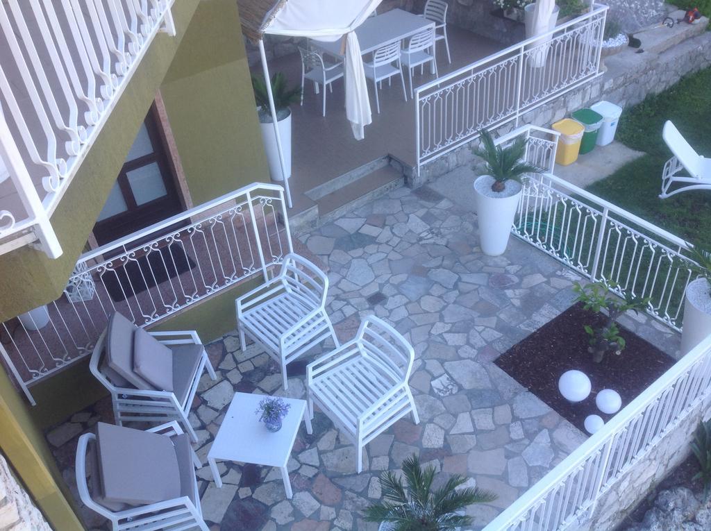 Villa Arianna Panoramic Apartments Malcesine Buitenkant foto