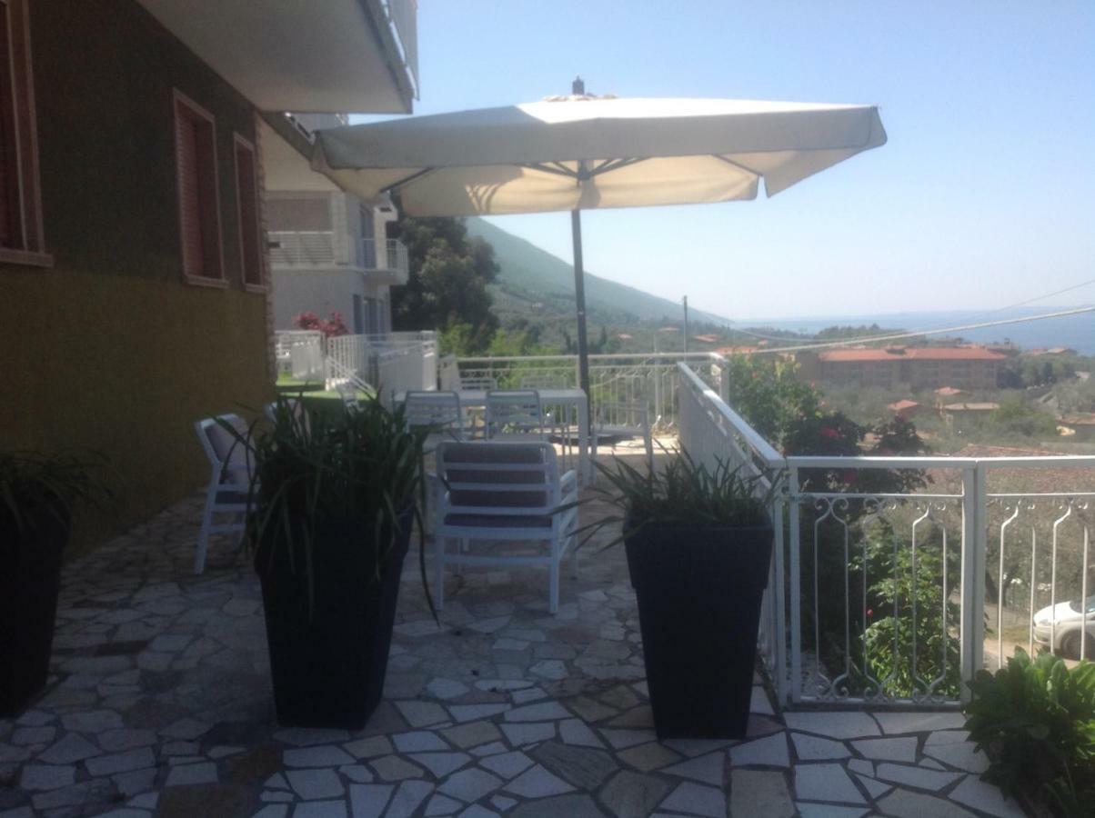 Villa Arianna Panoramic Apartments Malcesine Buitenkant foto